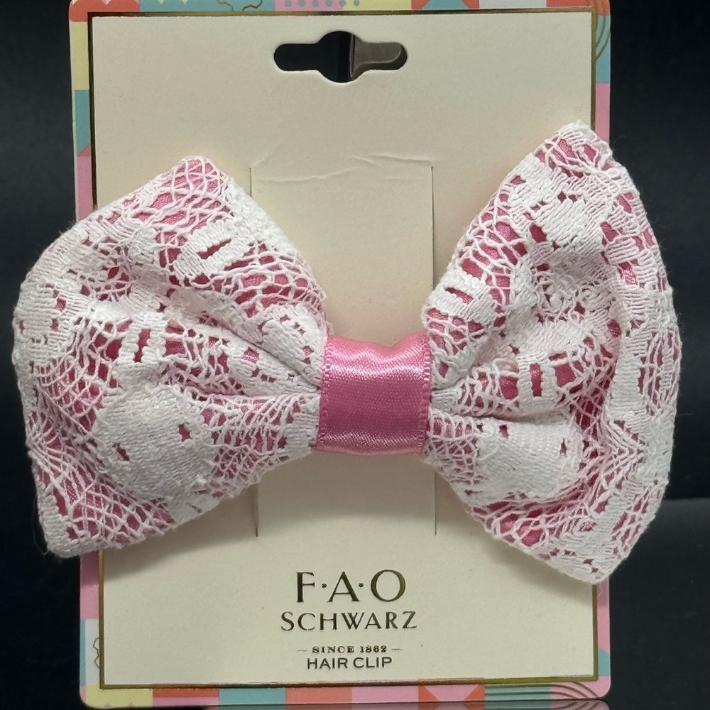 FAO SCHWARTZ Girl’s Hair Bow Clip